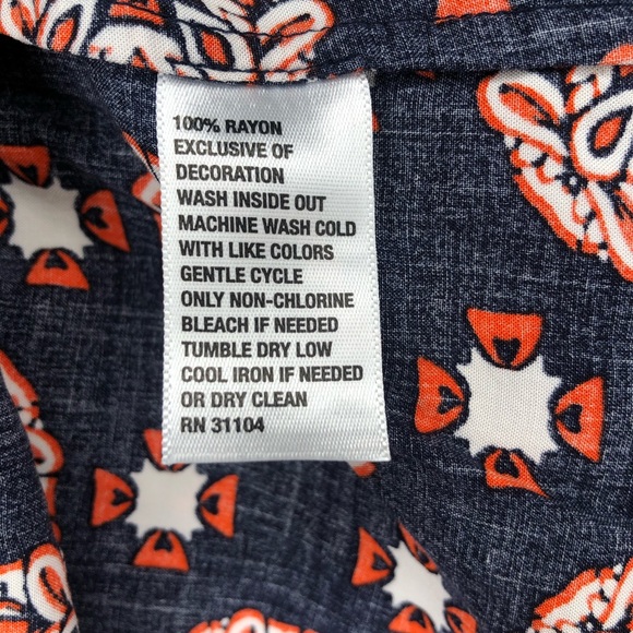 Fun Crown & Ivy ladies Blouse. - Picture 7 of 8